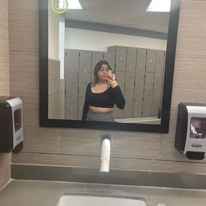 Meet your Posher, Mel